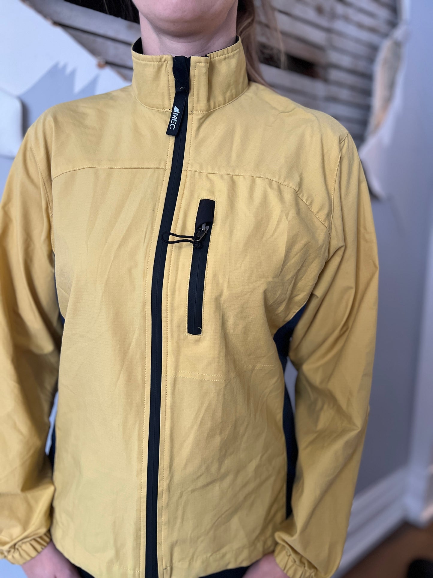 MEC running Jacket