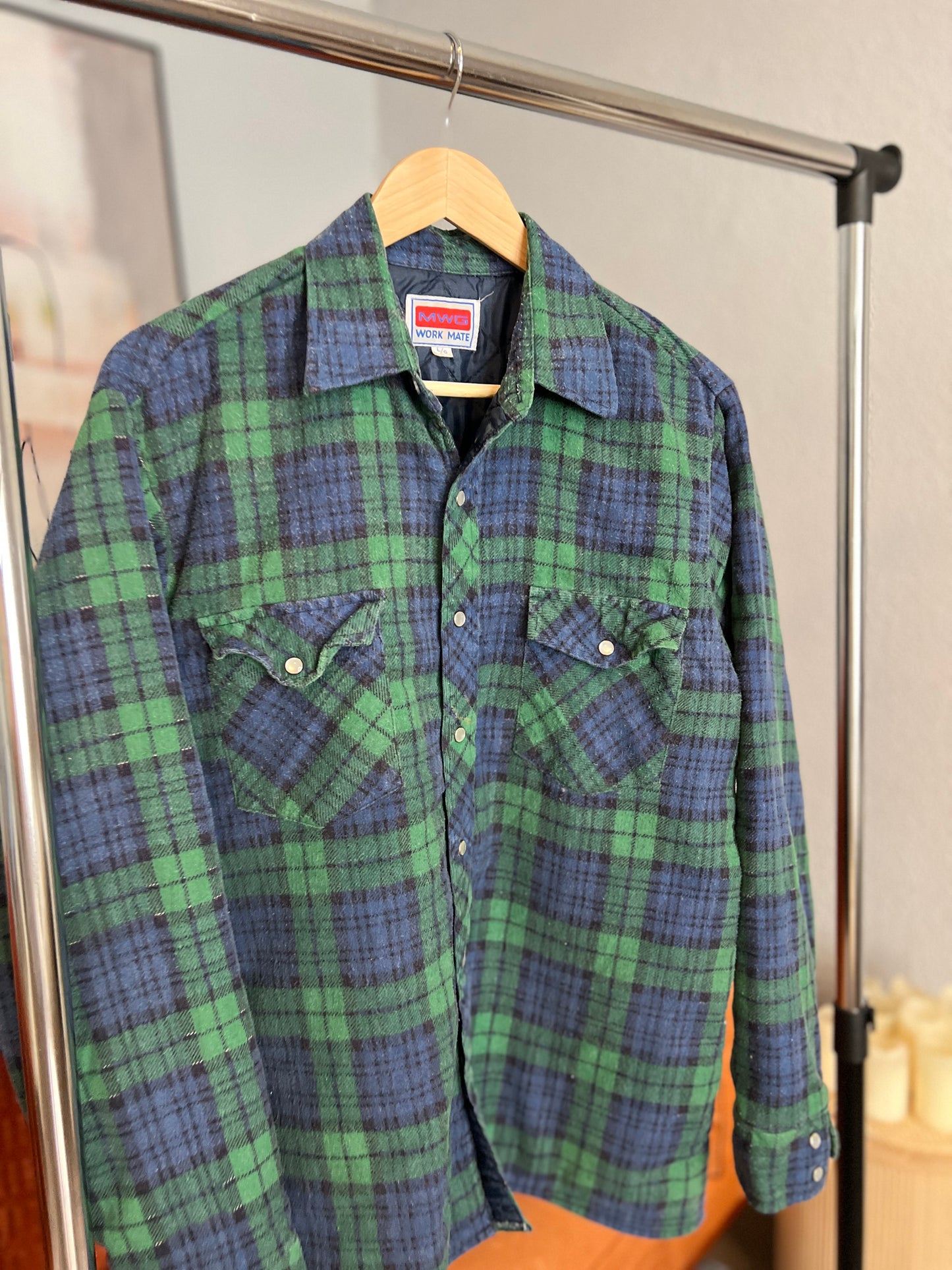 MWG Work Mate Plaid Jacket, Canadian Made, High-Quality, Size Large, Flame-resistant Safety Jacket