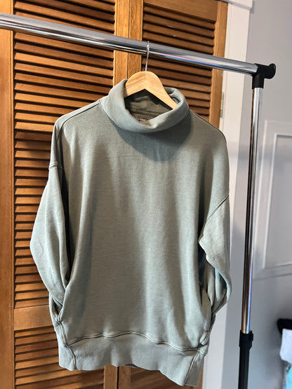 Size Medium (oversized) Aerie Funnel Neck Sweatshirt