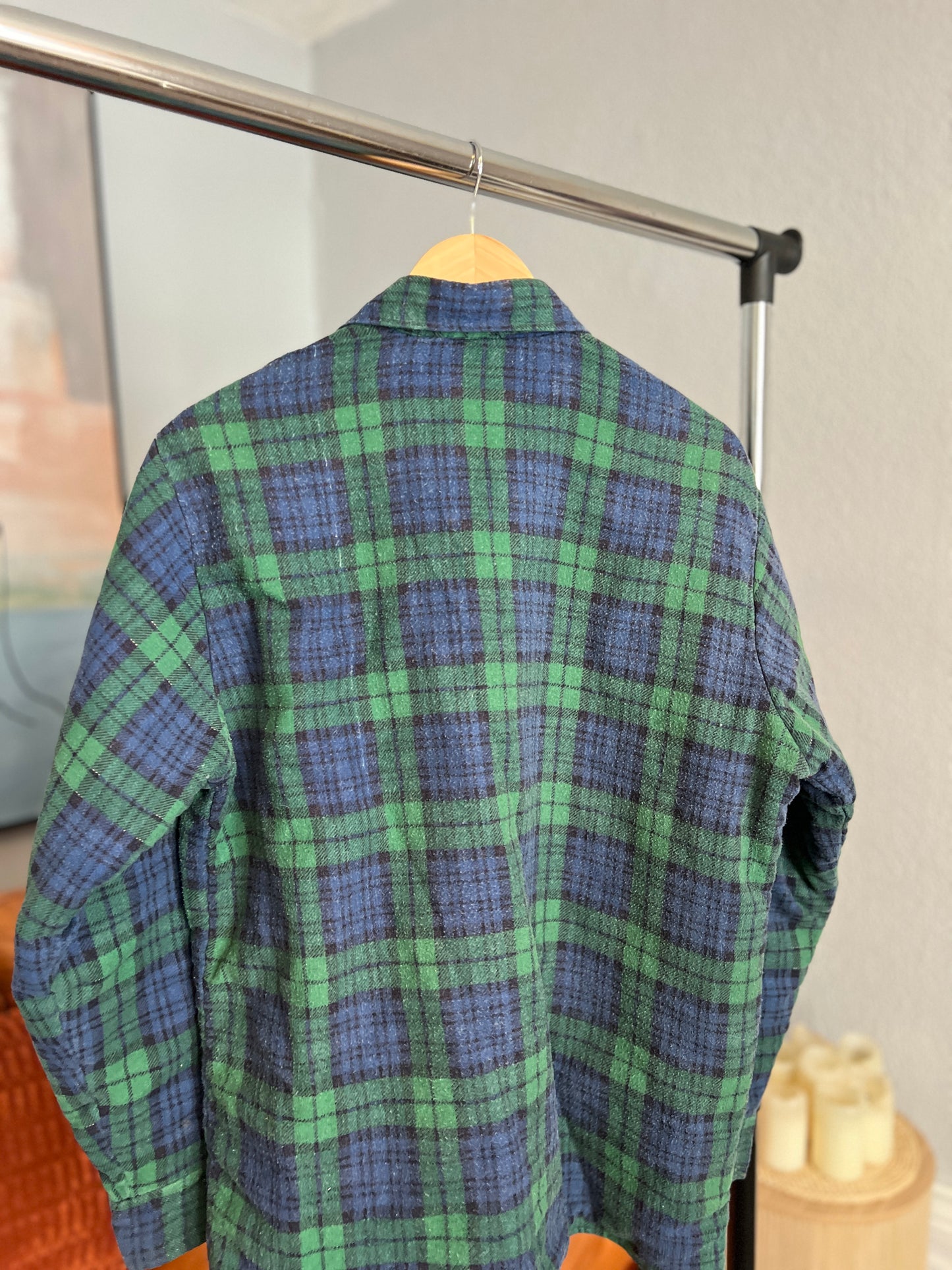 MWG Work Mate Plaid Jacket, Canadian Made, High-Quality, Size Large, Flame-resistant Safety Jacket