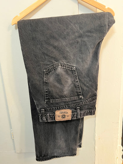 Mens Size 46x32  Wrangler 100% Cotton Black Denim Jeans| Big & Tall Fit | Excellent Condition