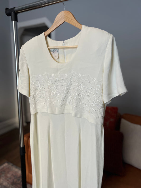 Medium Vintage Northern Traditions White Dress